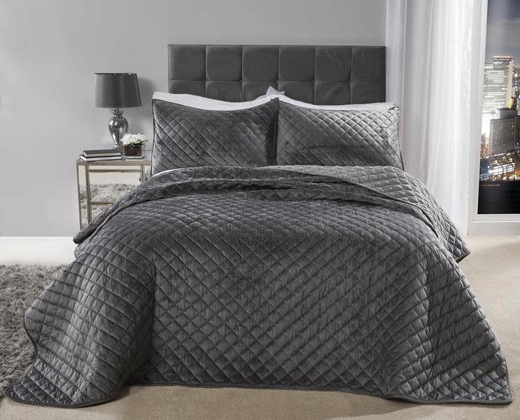 Regent Bedspread Silver Set