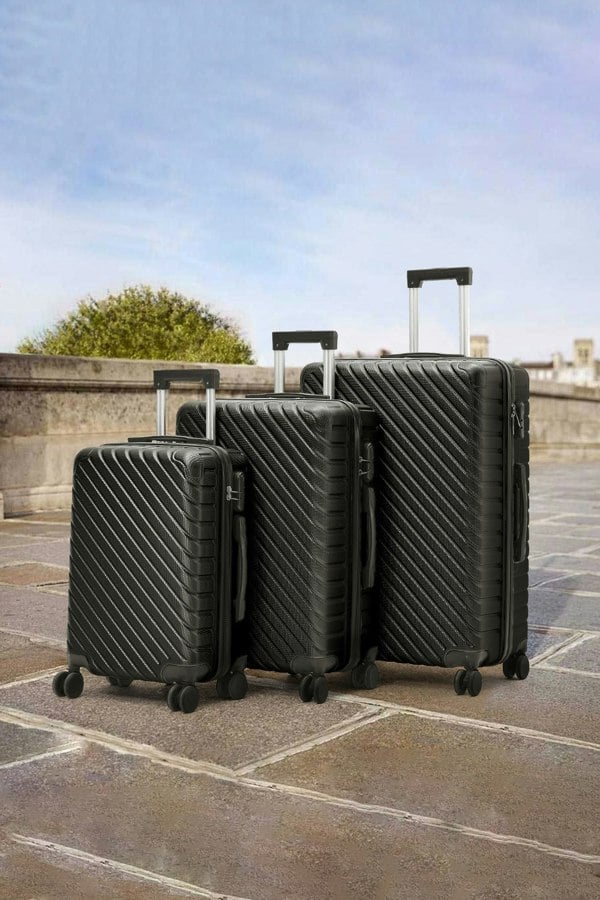 Living and Home Set of 3 Lightweight Hardside Travel Suitcase with Spinner Wheels, Black