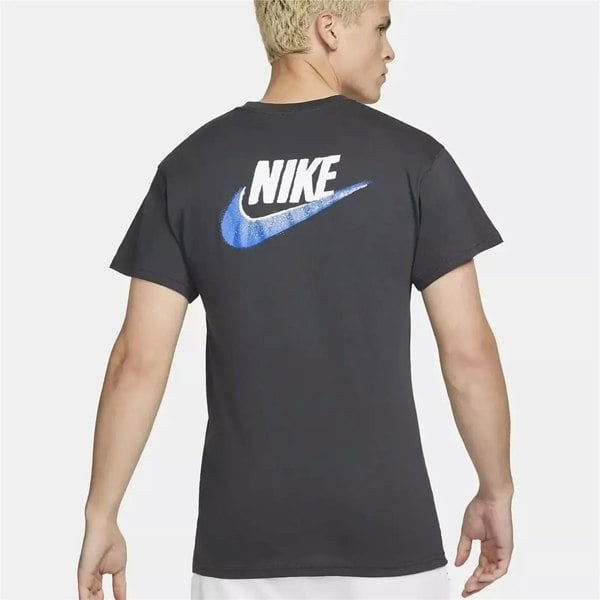 Nike Triple Swoosh Men's T-Shirt