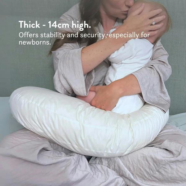 Organic Nursing Pillow - Bottle & Breastfeeding Pillow with unbleached 100% cotton cover and visible zip, placed on a bed OEKOTEX standard 100 natural plastic free British wool
