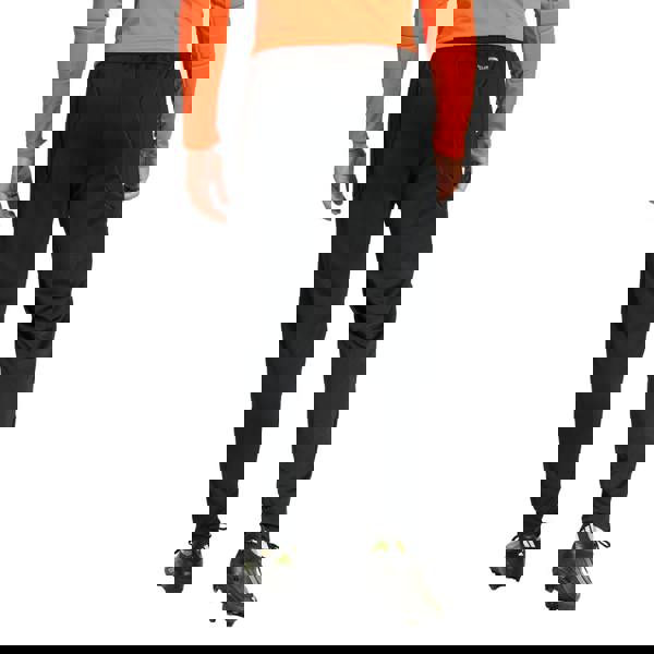 70d4b650bfa9ca33f334e4ef58cebec5