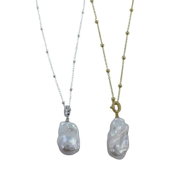 Reeves & Reeves Baroque Pearl Pendant Necklace
