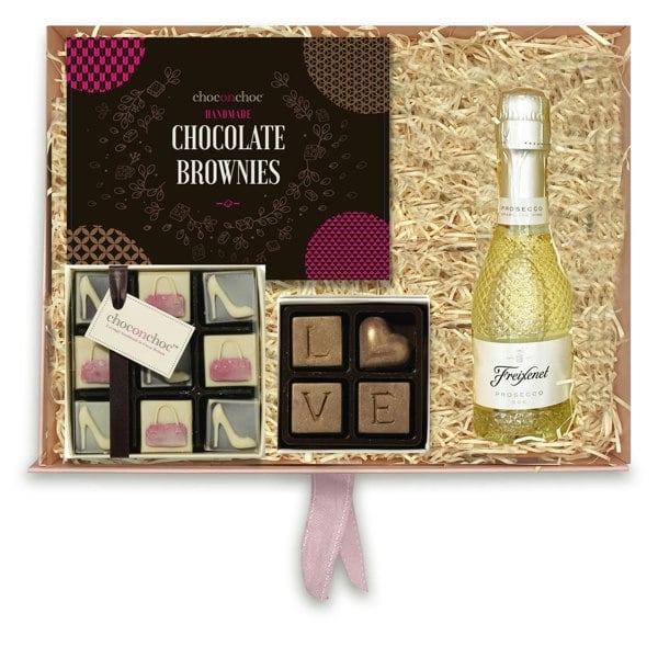 CHOC ON CHOC Shoes & Handbags Chocolate Hamper