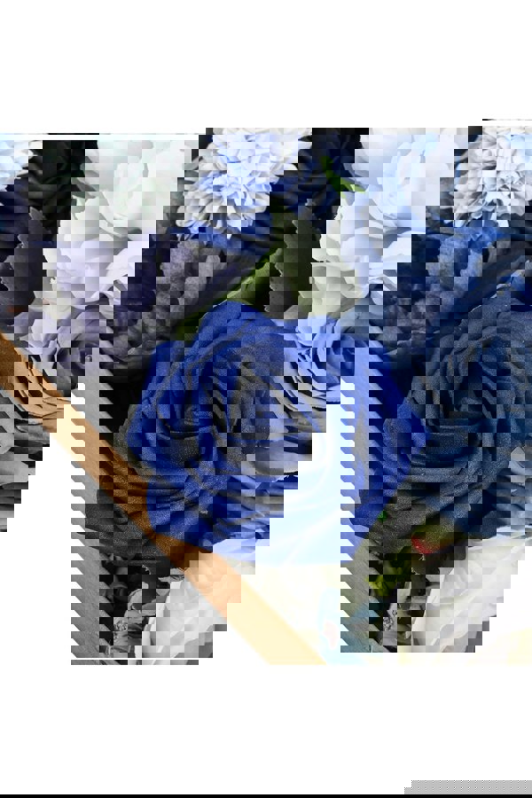 Living and Home Fake Flower Gift Box for Valentine’s Day Wedding