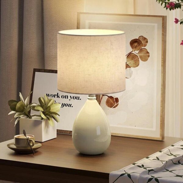 Table Lamp, Vintage Eastern Bedside Desk Lamp with Fabric Lampshade for Study, Bedroom, Living Room, Cream White