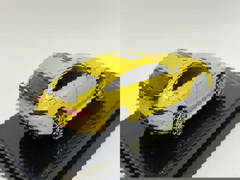 2018 mercedes amg gt 63s yellow lhd 1:64 scale paragon 55285