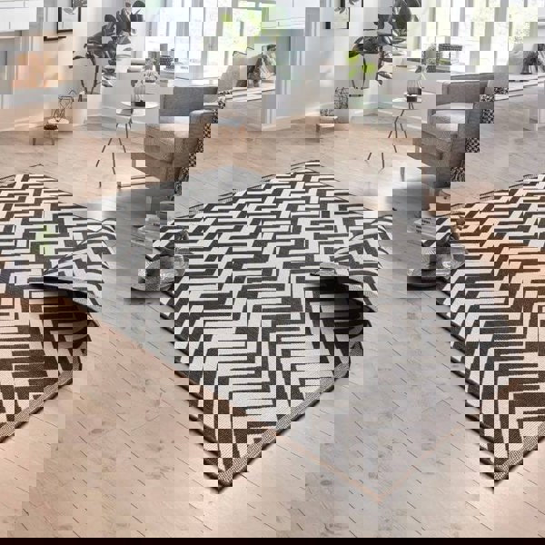 The Rugs Palma Reversible Indoor-Outdoor Rug |Chevron Design