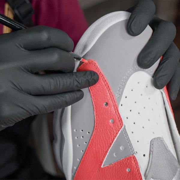 Angelus Leather Paint for Sneaker Customs and Shoes 4oz