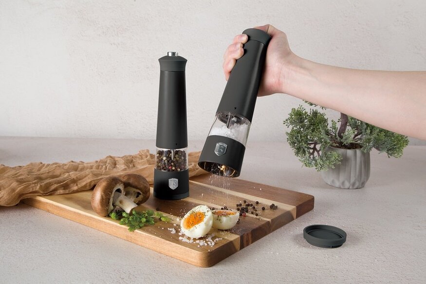 Berlinger Haus Electric pepper and salt mill,2 pcs set Berlinger HausBH9556