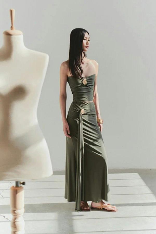 WOVCOR Knit Long Skirt with Accessory Detail