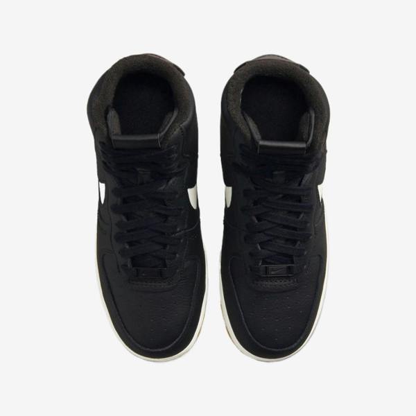 Nike DQ5007-001 Sneakers   in  Black