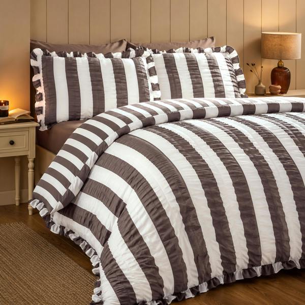 Catherine Lansfield Seersucker Frill Stripe Duvet Cover Set Chocolate