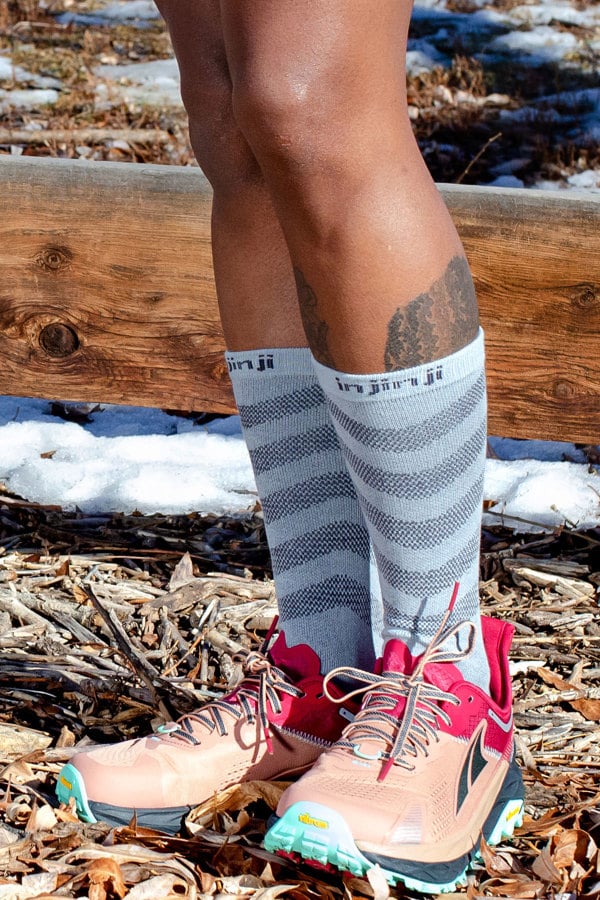 Injinji Women's Injinji Mid-Weight Ultra-Run Crew Length Toe Socks (INJ-WULTRA-CREW)