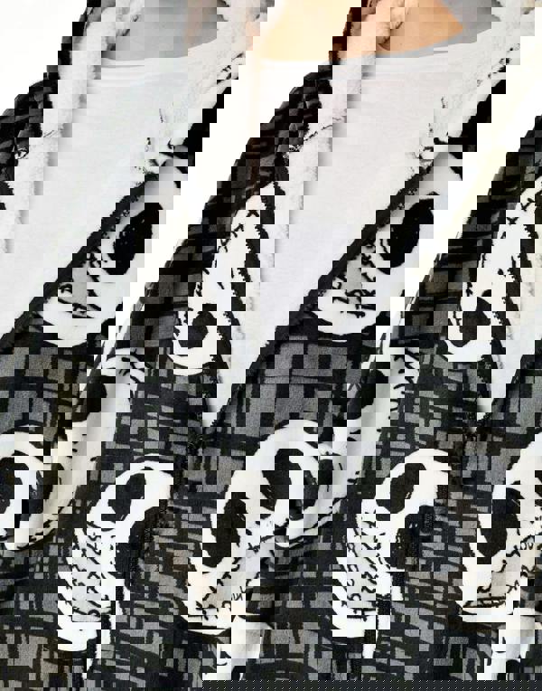 Disney The Nightmare Before Christmas Unisex Black Jack Skellington Zip Through Blanket Hoodie (One Size)