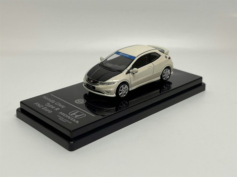 Paragon Honda Civic 2007 Type R FN2 White LHD 1:64 Paragon 55398