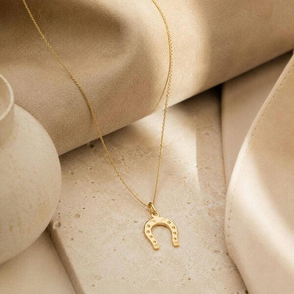Spero London 9ct Solid Gold Horseshoe Equestrian Necklace