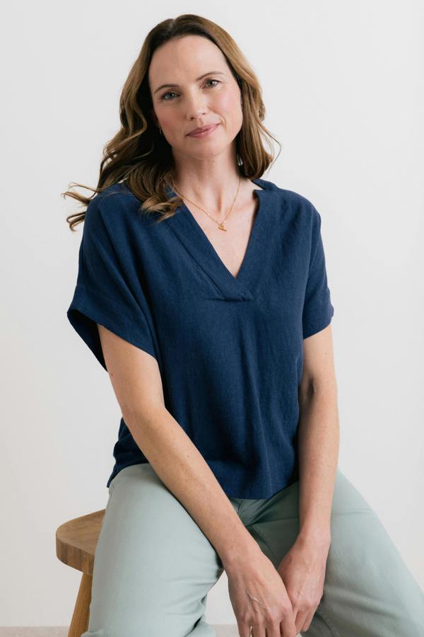 Lily & Me Orchard Linen Blend Shell Top Navy