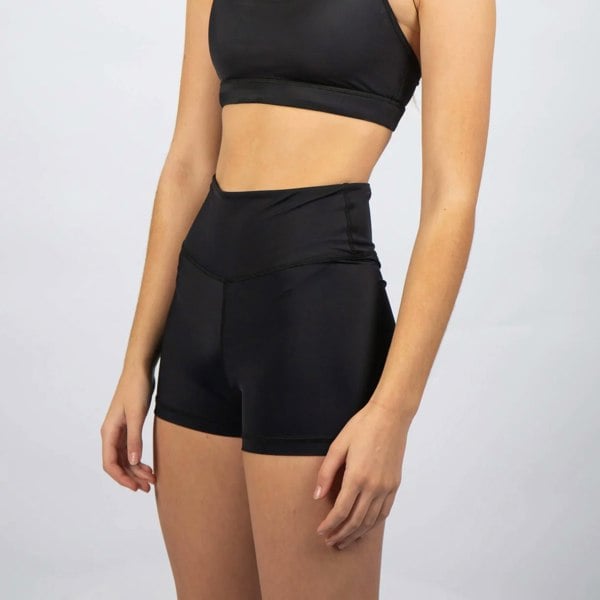 Active ruched back short