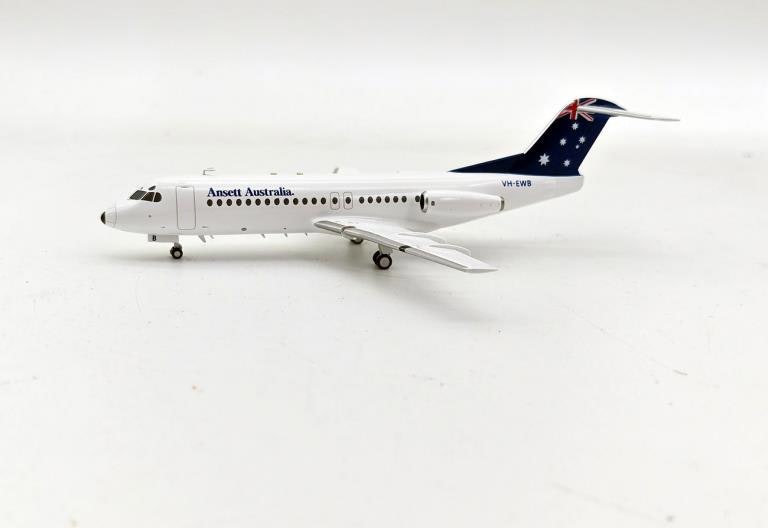 MCSlots Ansett Australia Airlines Fokker F-28-4000 Fellowship VH-EWB 1:200 IFF28AN0920