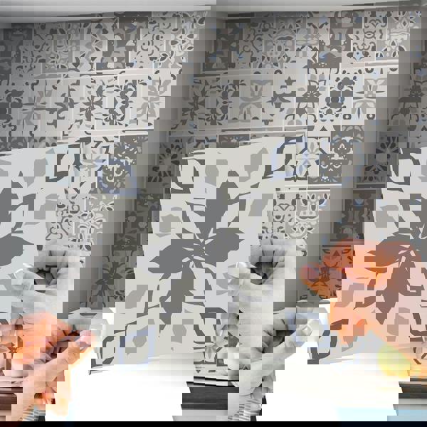 WT1563 - Palace Light Grey Moroccan Wall Tile Sticker Set - 15 cm x 15 cm - 24 pcs