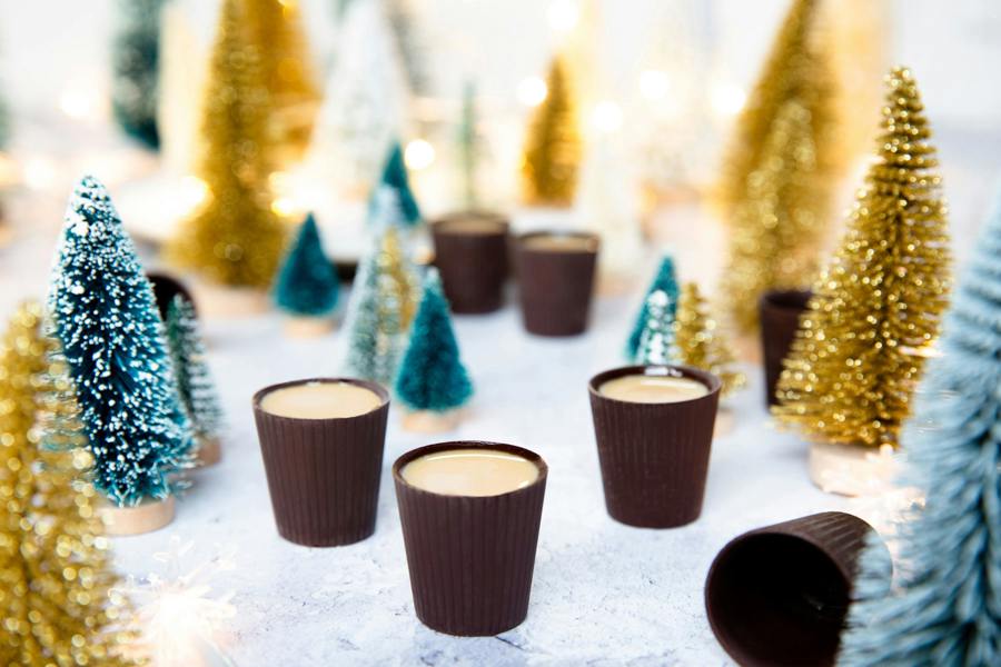 Chocoshot 10 L'chaim Gift Set