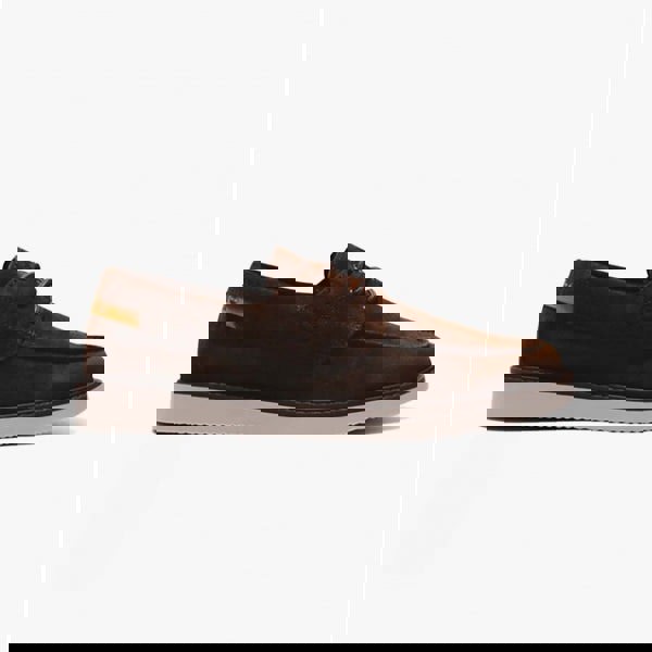 1677255563-97843400.jpg