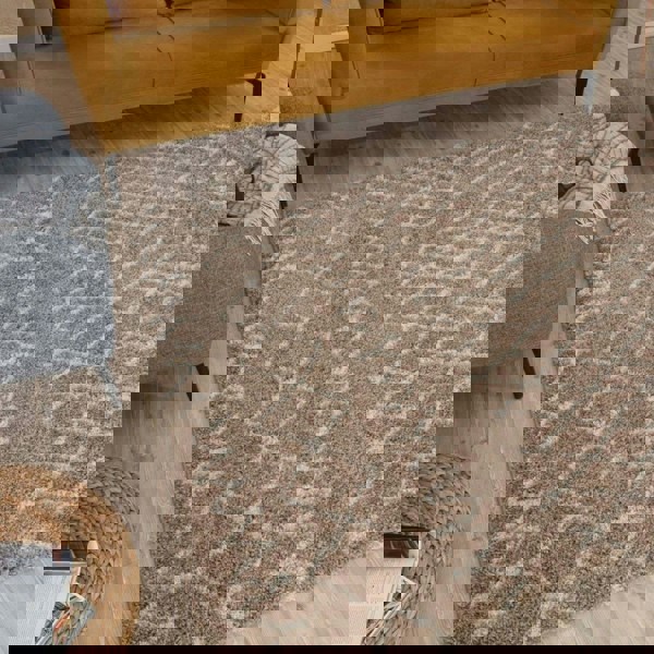 Beige Shaggy rug High Quality Elegant Moroccan Pattern