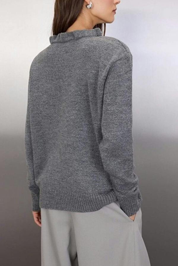 WOVCOR Collar-Detail Soft-Textured Knit Sweater