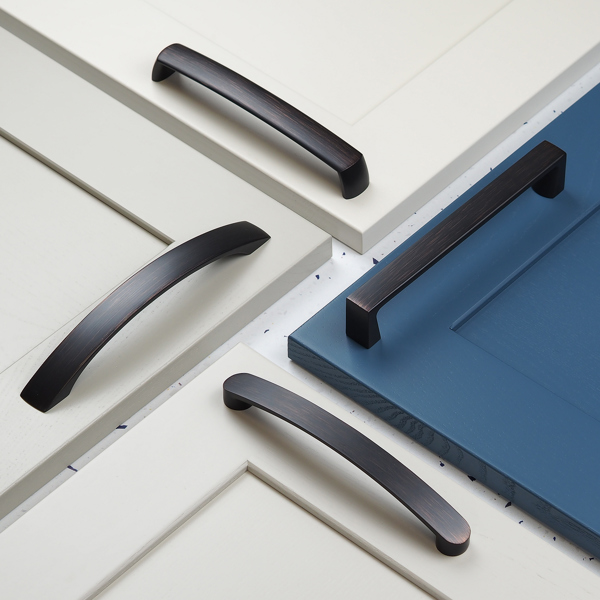 Handle & Home 160mm Antique Copper Bow Handle