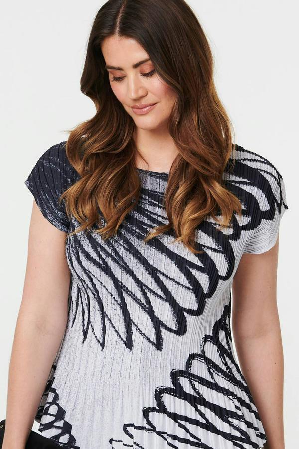 Black | Printed Cap Sleeve Pleated Top