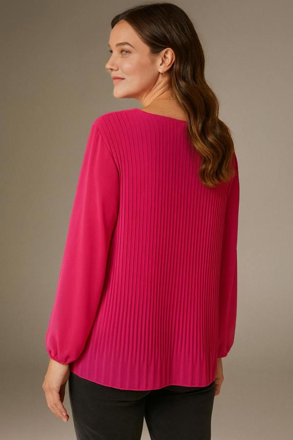 Hoxton Gal Oversized Long Sleeves Pleated Top with Tulle Details in Pink with Necklace