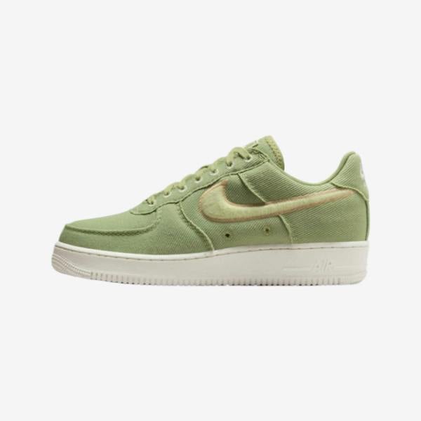 Nike HV1204-300 Sneakers   in  Green