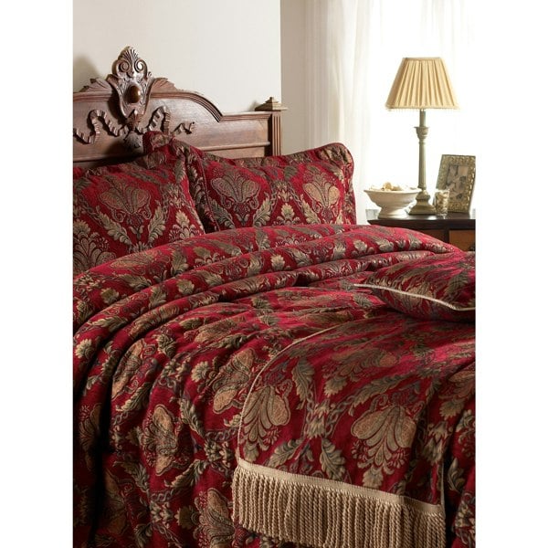 Riva Home Shiraz Bedspread - Burgundy