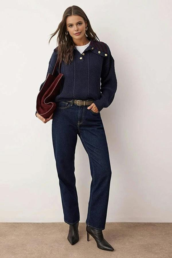 WOVCOR Braided Wide Fit Turn-Down Neck Knit Sweater
