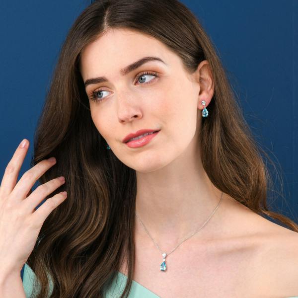 namana 925 Sterling Silver Light Blue Pear Drop Pendant Necklace For Women