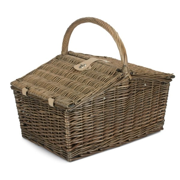 4 Person Traditional Picnic Basket
