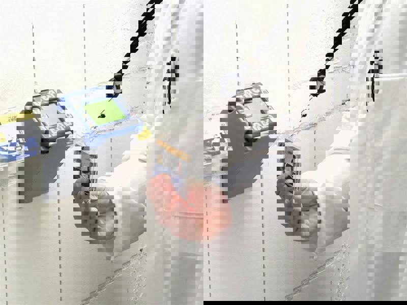 Durable Secure Retractable ID Badge Reel and Soft Breakaway Lanyard | Black