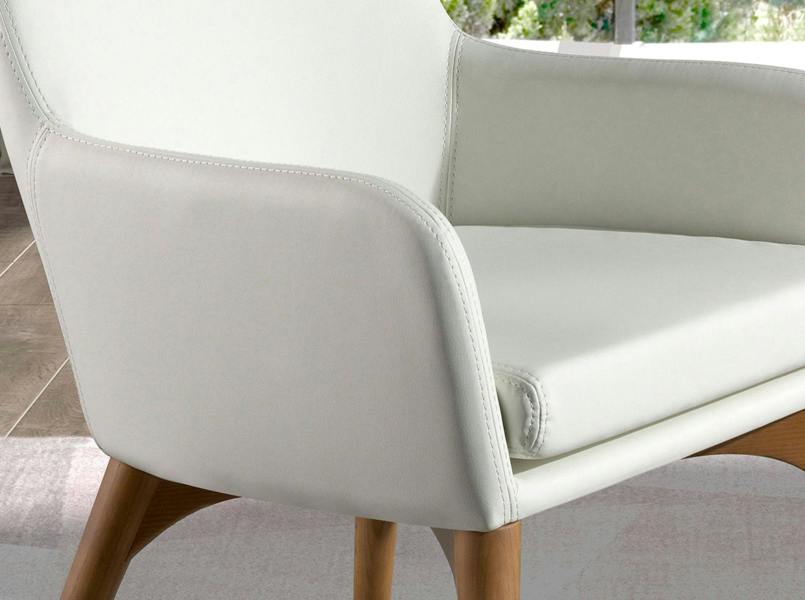 Angel Cerdá White Leatherette Chair 4006