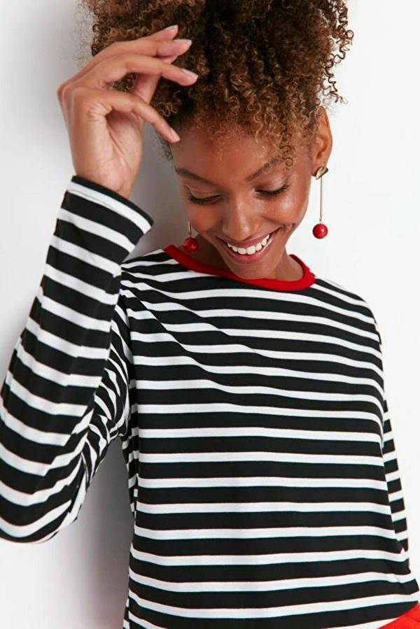 WOVCOR Striped Crew Neck Colorful Ribbed Knit T-Shirt