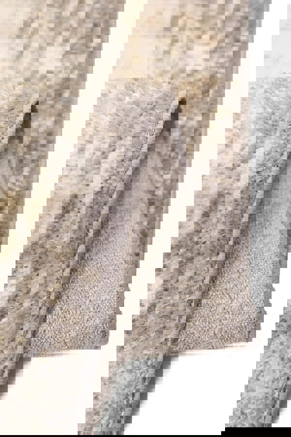 Cadiz Natural Traditional Rug – Soft Vintage