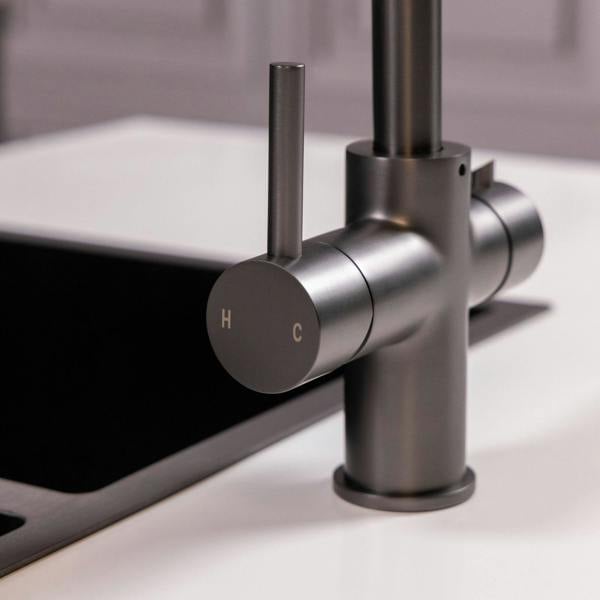 Flode svan | 3 in 1 Instant Boiling Tap | Gun Metal Finish