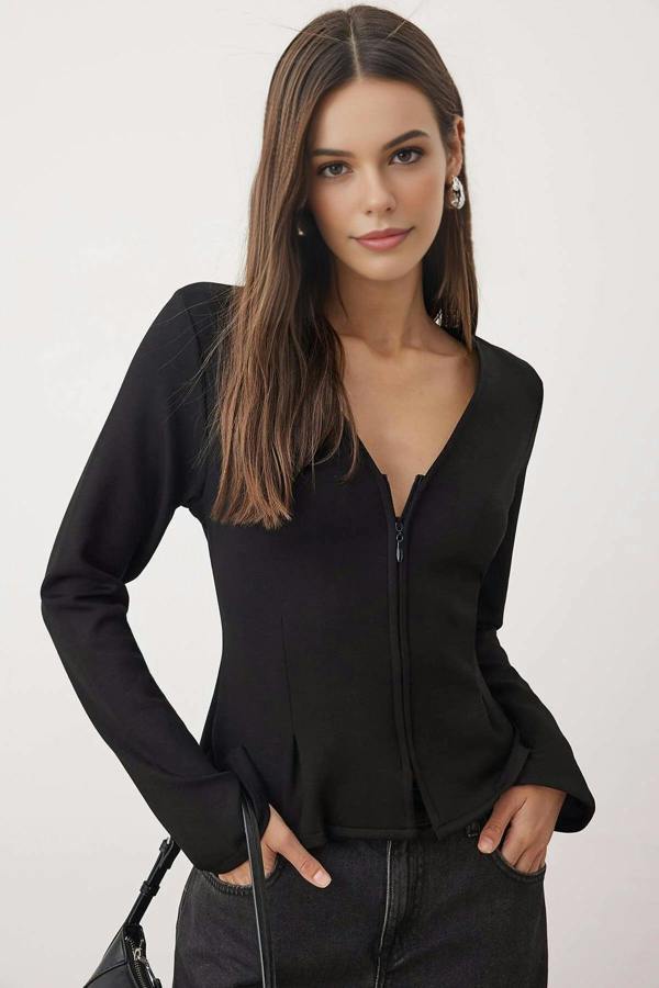 WOVCOR V-Neck Zippered Regular Knit Blouse