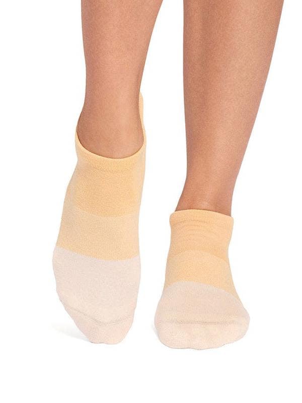 Tavi Savvy Grip Yoga Socks