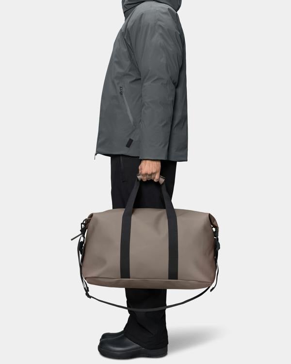 Rains Hilo Weekend Bag - 173 Cinder | CHO | Designer Unisex Bags