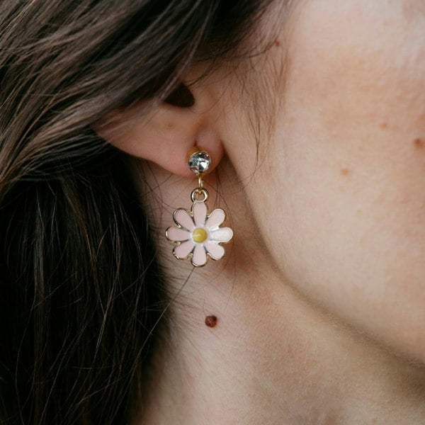 The Colourful Aura White Daisy Sun Flower Zircon Dangle Drop Summer Floral Handmade Stud Earrings