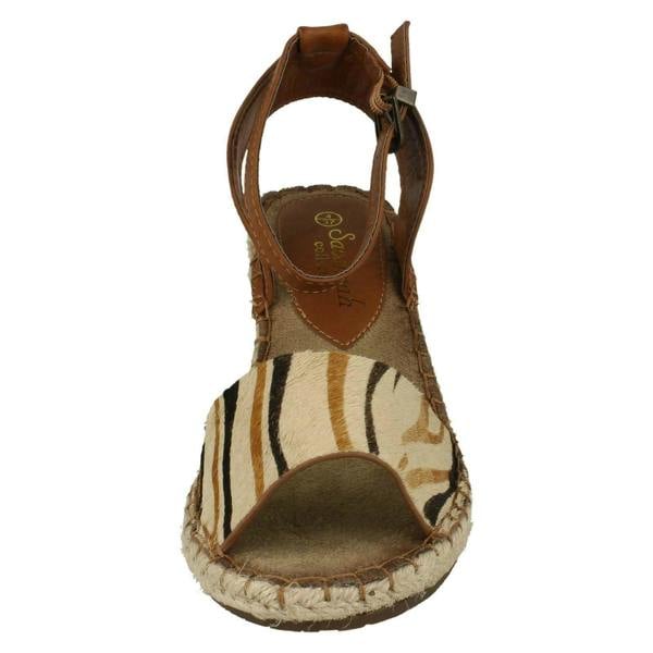 Savannah Ladies Savannah Casual Buckle Sandals