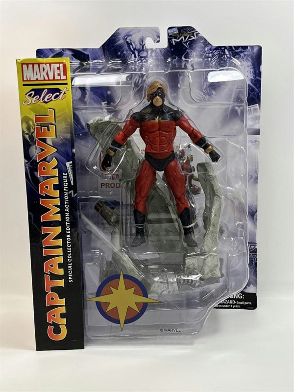 MCSlots Captain Marvel Marvel Select PVC Diorama Figure 22cm Collectors Special 10834