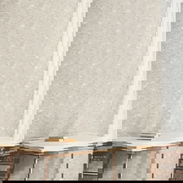 Hoopla Walls Dash Trail - Soft Fossil 10m Wallpaper