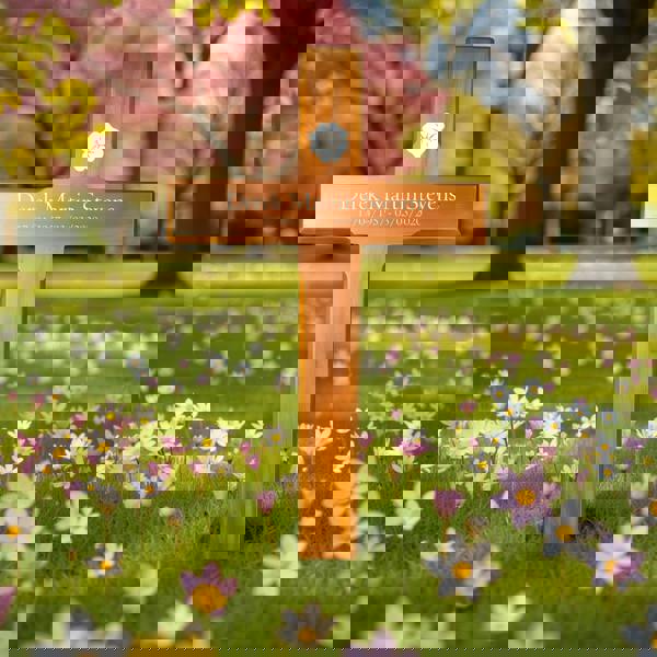 Memorials Direct Personalised Mahogany Memorial Cross, Poppy – Durable Wooden Grave Marker for Outdoor Use