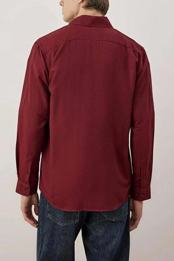 WOVCOR Oxford Smart Men’s Shirt with Embroidery Details